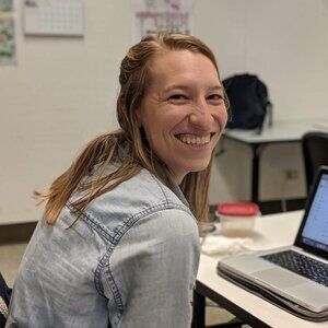 Meet your Posher, Lauren